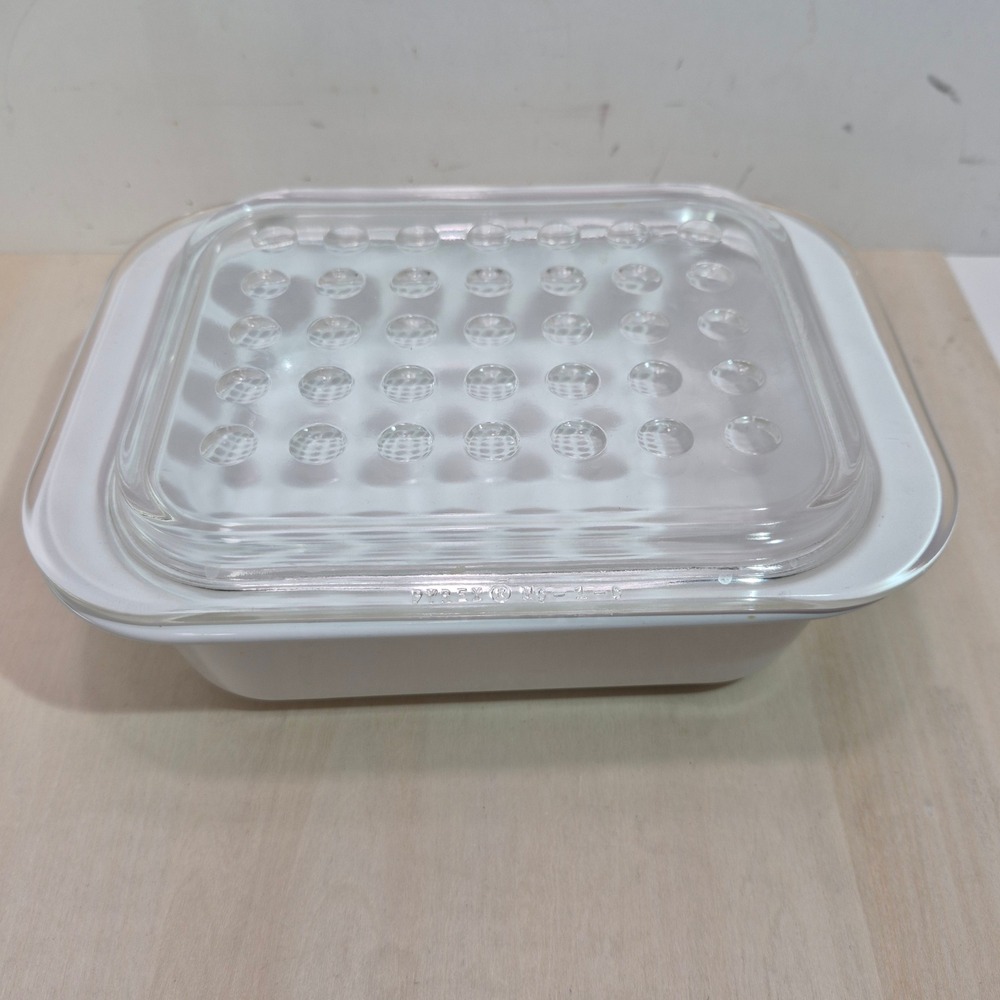 Corning Ware MC-1-B Microwave Crisper Browning Dish with Pyrex Lid MC-1-C White